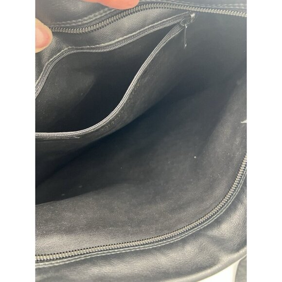 Charles Klein Leathers Black 20" drop Black Shoulder Bag Beautiful Front Detail - Picture 7 of 10